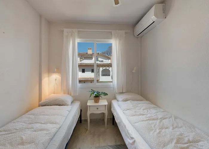 Feriehus Beachside Townhouse - Sleeps 8 *