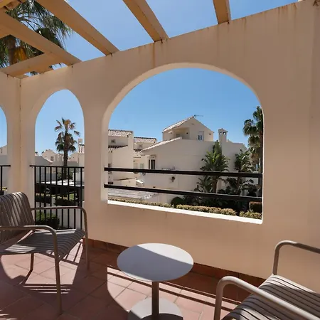 Dom wakacyjny Beachside Townhouse - Sleeps 8 *