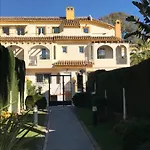 Сasa de vacaciones Beachside Townhouse - Sleeps 8 Marbella
