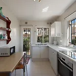Beachside Townhouse - Sleeps 8 * Marbella