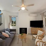 Beachside Townhouse - Sleeps 8 Сasa de vacaciones *