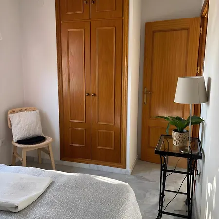 בית נופש Beachside Townhouse - Sleeps 8 *