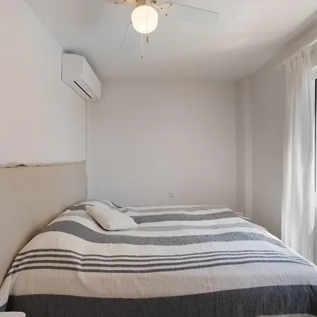 Σπίτι διακοπών Beachside Townhouse - Sleeps 8