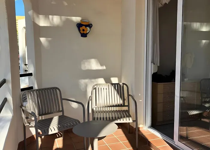 Beachside Townhouse - Sleeps 8